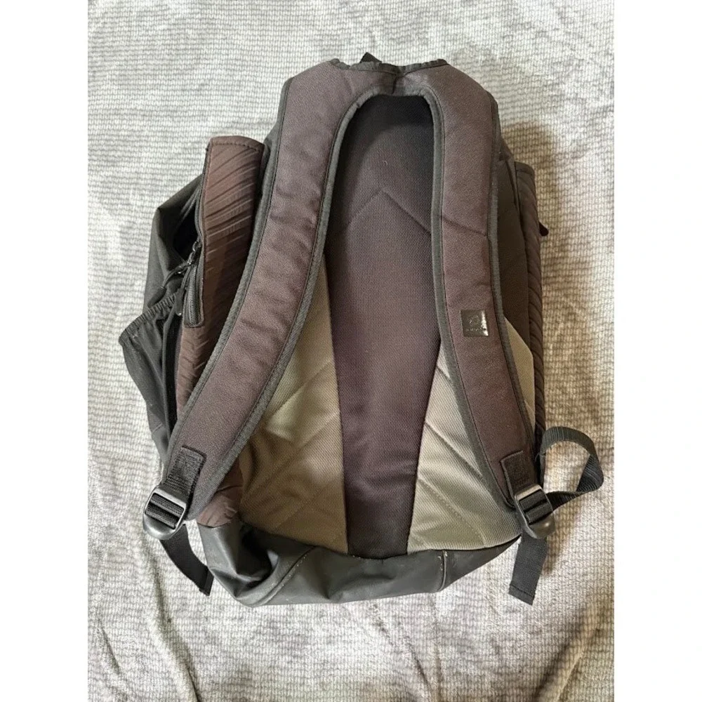DeMarini Baseball Softball Equipment Backpack Bat Bag Black Grey Gear Bag